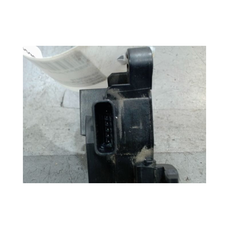 PEDALE ACCELERATEUR NISSAN JUKE