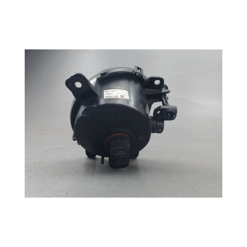 PHARE ANTIBROUILLARD AVANT GAUCHE B.M.W. SERIE 1