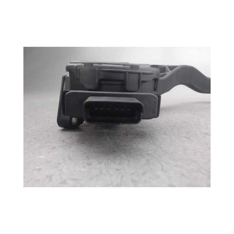 PEDALE ACCELERATEUR PEUGEOT 208