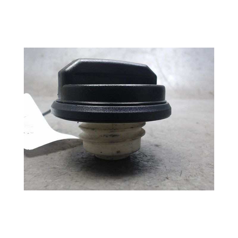 BOUCHON RESERVOIR A CARBURANT FORD MONDEO 2000-2007