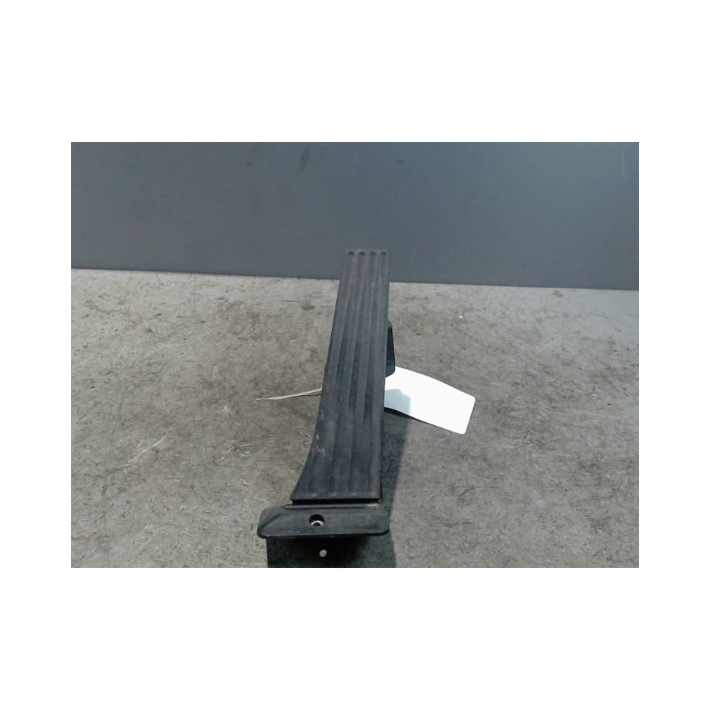 PEDALE ACCELERATEUR BMW SERIE 1