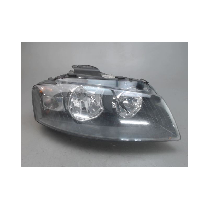PHARE DROIT AUDI A3