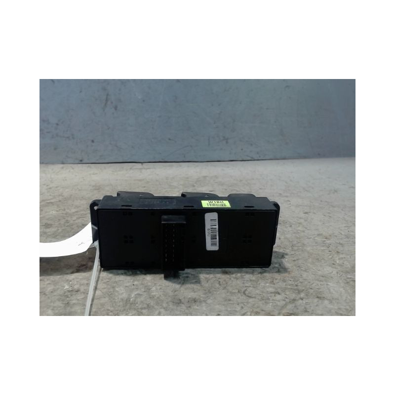 COMMANDE LEVE-GLACE PORTE AVG SSANGYONG KORANDO