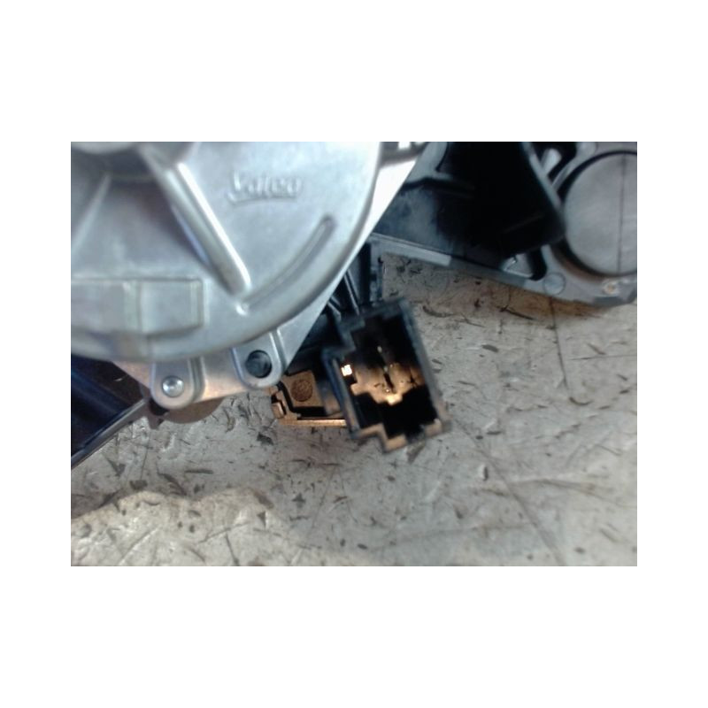 MOTEUR ESSUIE-GLACE ARRIERE PEUGEOT 208