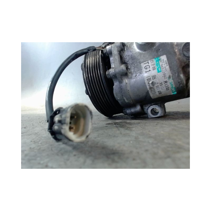 COMPRESSEUR AIR CONDITIONNE SUZUKI SPLASH