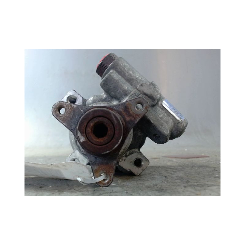 POMPE DIRECTION ASSISTEE RENAULT TRAFIC