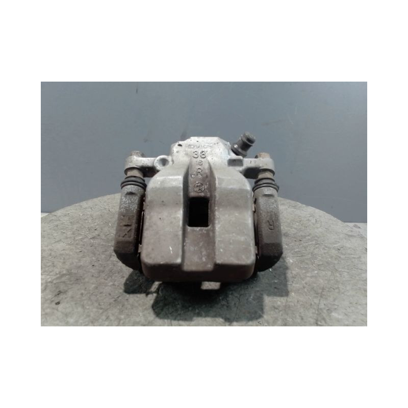 ETRIER DE FREIN ARRIERE DROIT TOYOTA RAV4 2006
