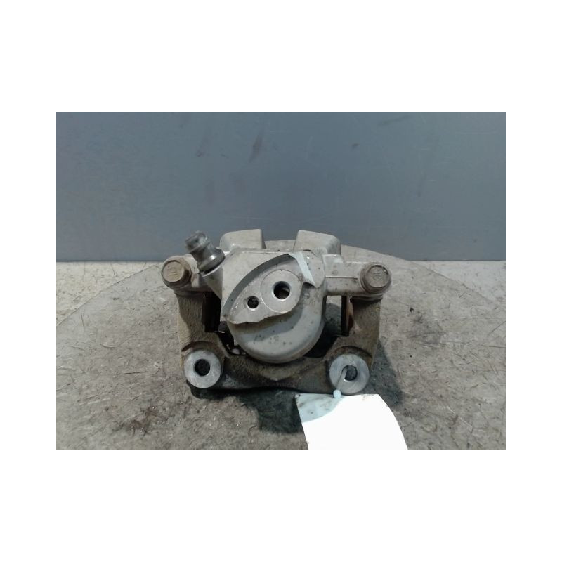 ETRIER DE FREIN ARRIERE DROIT TOYOTA RAV4 2006