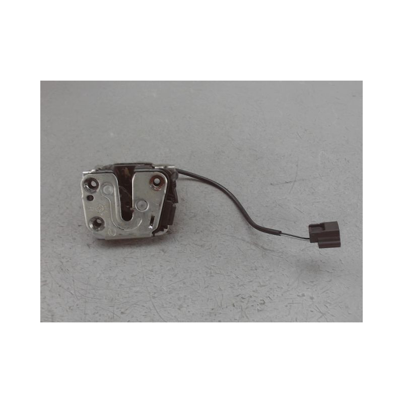 SERRURE PORTE COULISSANTE DROIT RENAULT MASTER