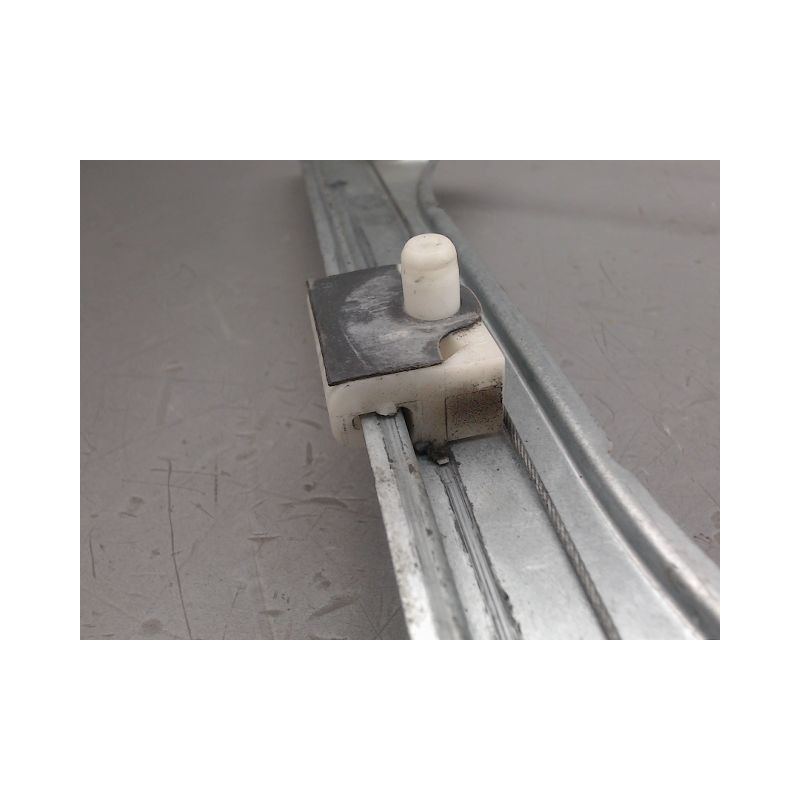 MECANISME LEVE-GLACE AVANT DROIT RENAULT CLIO