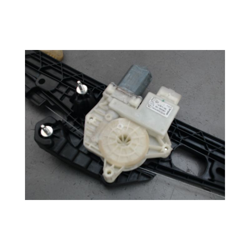 MECANISME LEVE-GLACE AVANT DROIT RENAULT CAPTUR