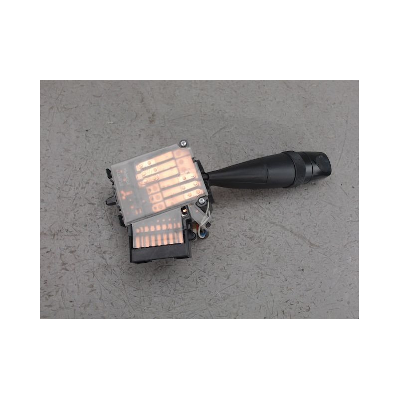 COMMANDE CLIGNOTANT SUZUKI SWIFT