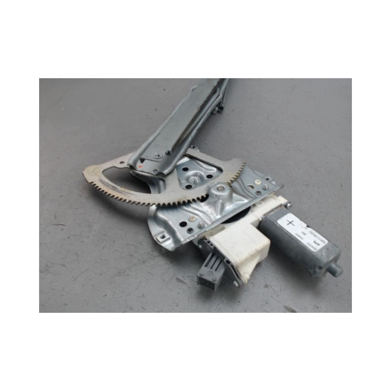 MECANISME LEVE-GLACE AVANT DROIT TOYOTA AVENSIS