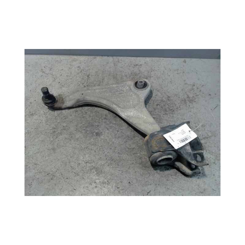 TRIANGLE INFERIEUR AVANT GAUCHE LAND ROVER RR EVOQUE