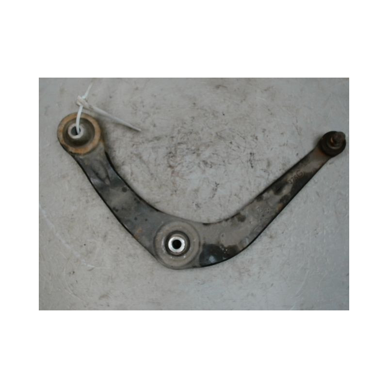 TRIANGLE INFERIEUR AVANT GAUCHE PEUGEOT 206