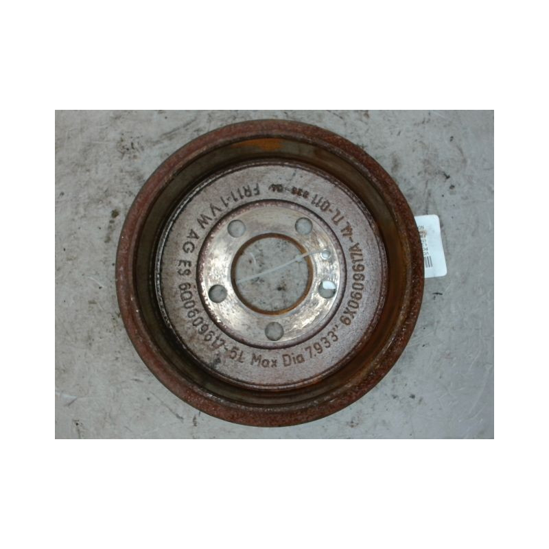 TAMBOUR ARRIERE GAUCHE VOLKSWAGEN POLO 02-05