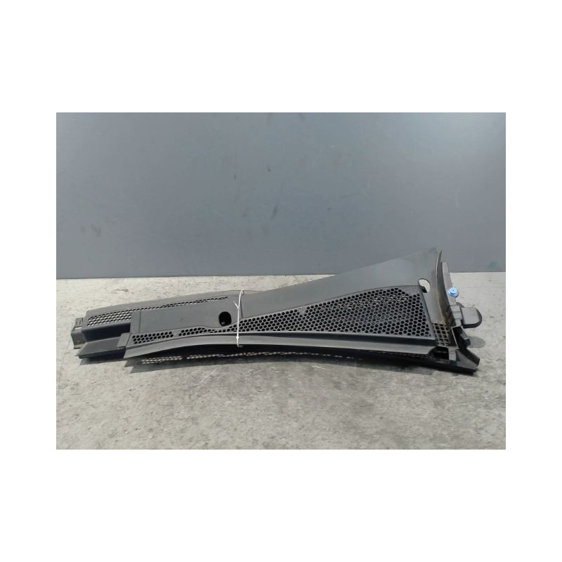 BAIE PARE BRISE PEUGEOT 208