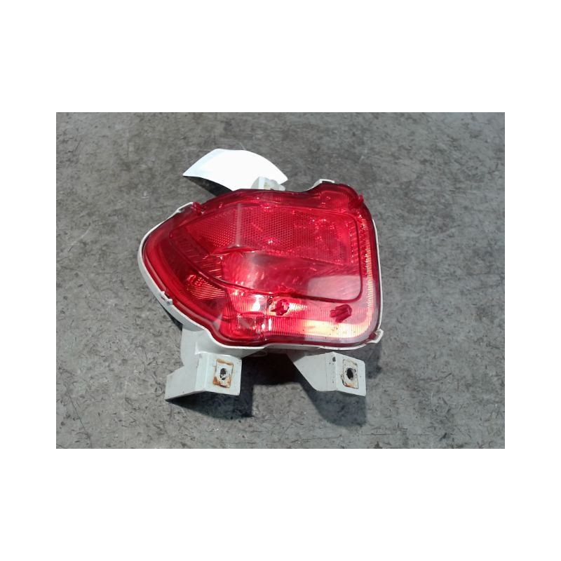 FEU BROUILLARD ARRIERE GAUCHE TOYOTA RAV4 2006