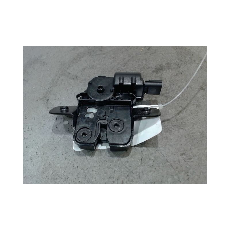 SERRURE HAYON  RENAULT CLIO