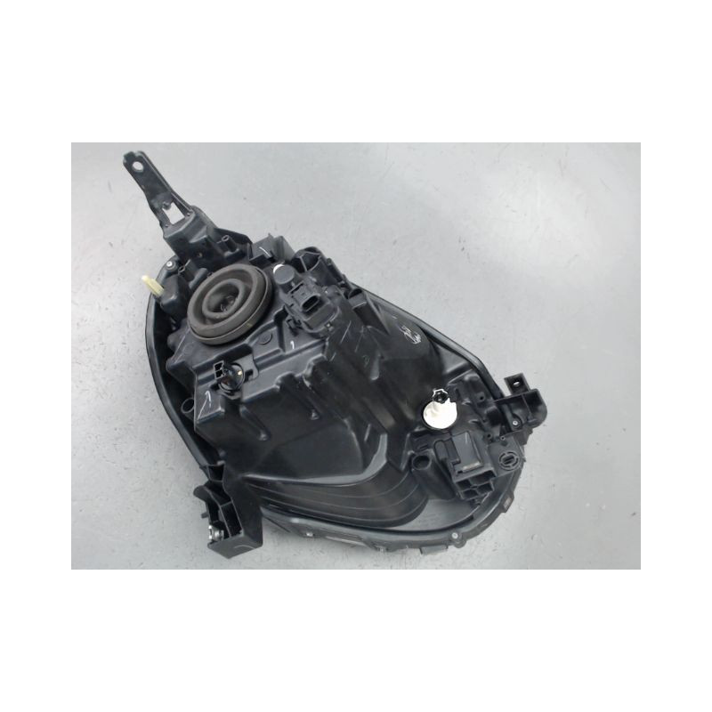 PHARE GAUCHE NISSAN MICRA