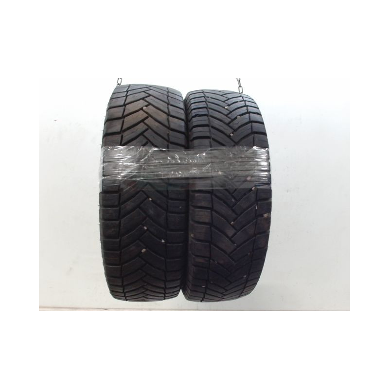 Paire de pneus MICHELIN AGILIS CROSSCLIMATE 215 65 16 109 T