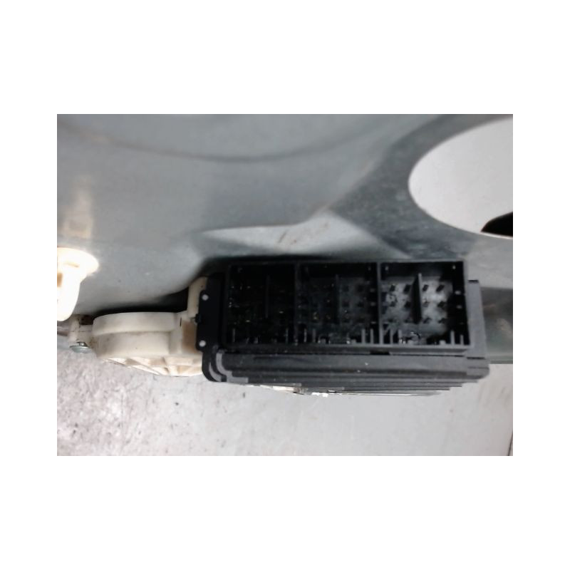MECANISME+MOTEUR LEVE-GLACE AVANT GAUCHE SEAT IBIZA 2002-2006