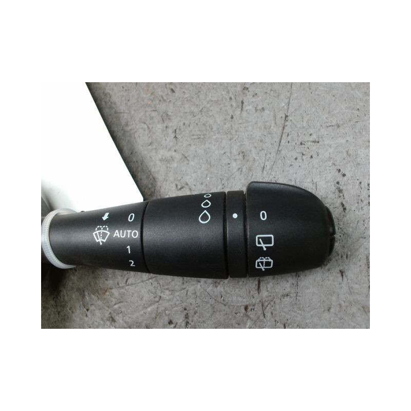 COMMANDE ESSUIE GLACE RENAULT CLIO IV 2012-