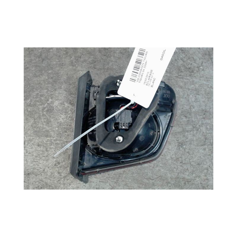 FEU ARRIERE INTERIEUR GAUCHE VOLKSWAGEN TIGUAN 2009-