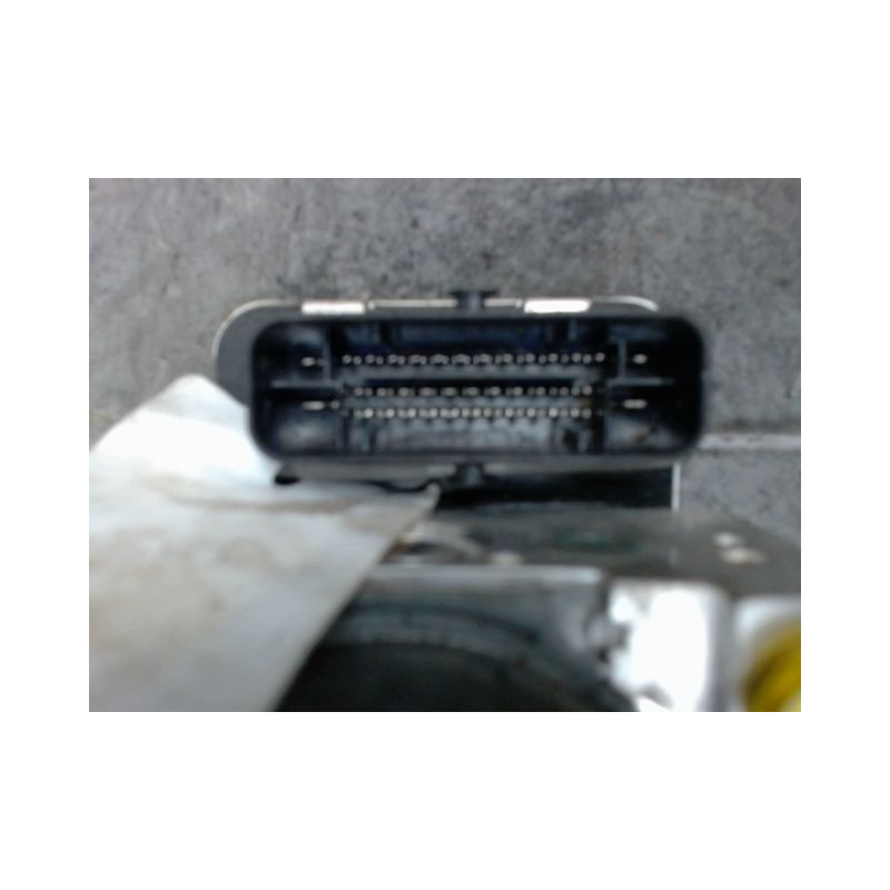 UNITE HYDRAULIQUE ABS SUZUKI SWIFT