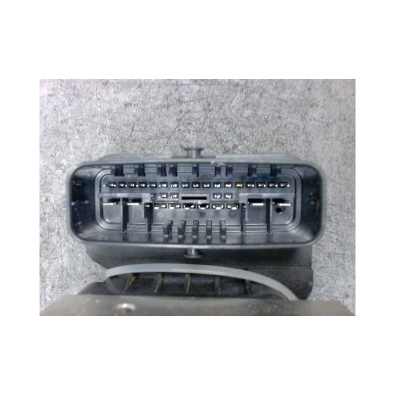 UNITE HYDRAULIQUE ABS TOYOTA COROLLA