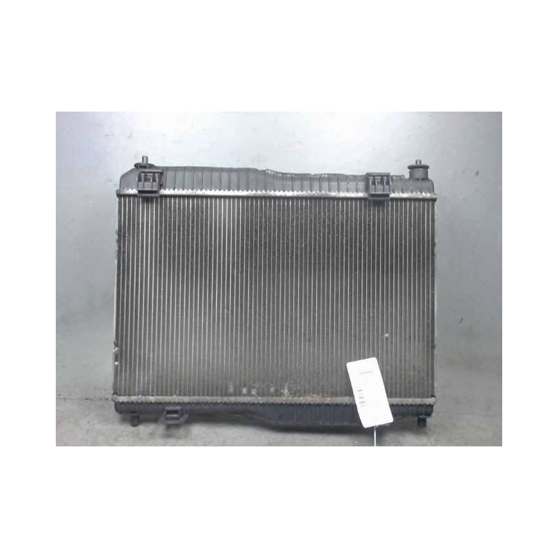 RADIATEUR FORD FIESTA