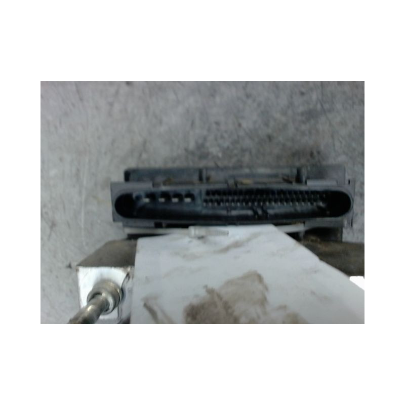 UNITE HYDRAULIQUE ABS KIA CARNIVAL