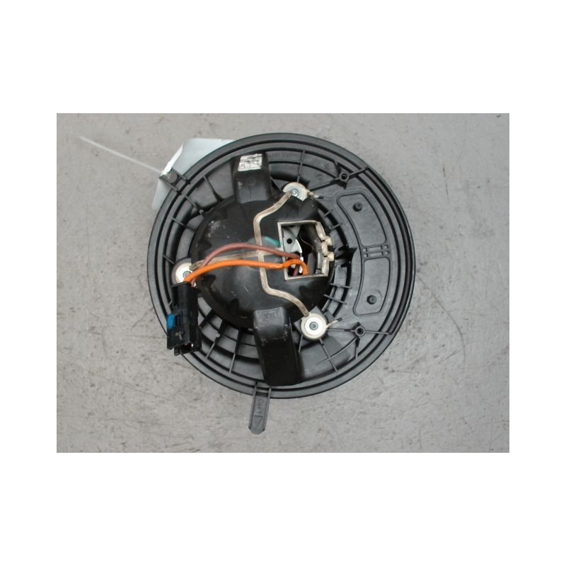 MOTEUR VENTILATEUR CHAUFFAGE MERCEDES CLASSE A 3P