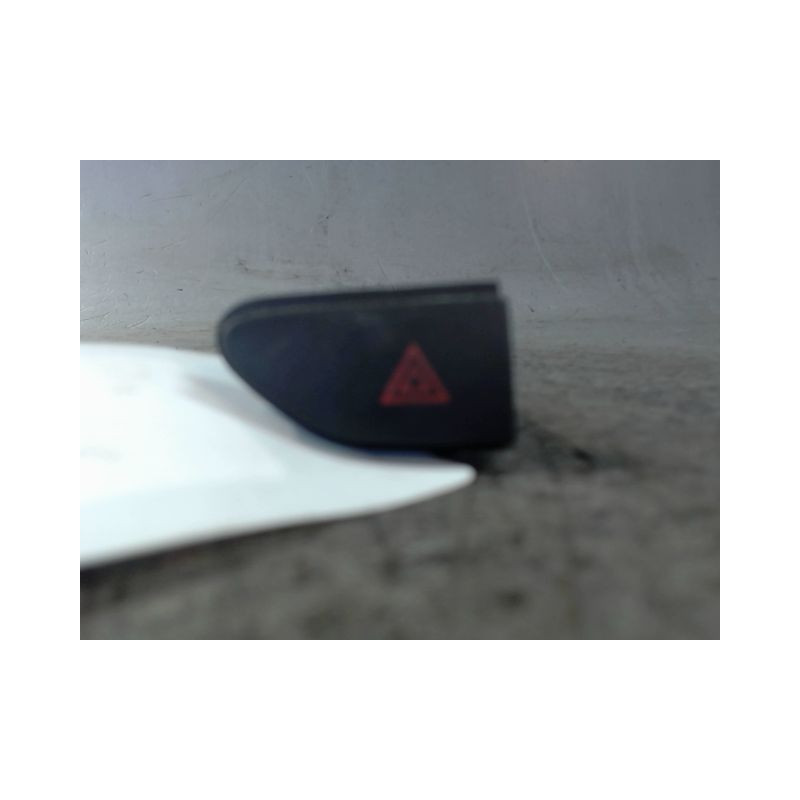 BOUTON DE WARNING RENAULT ZOE