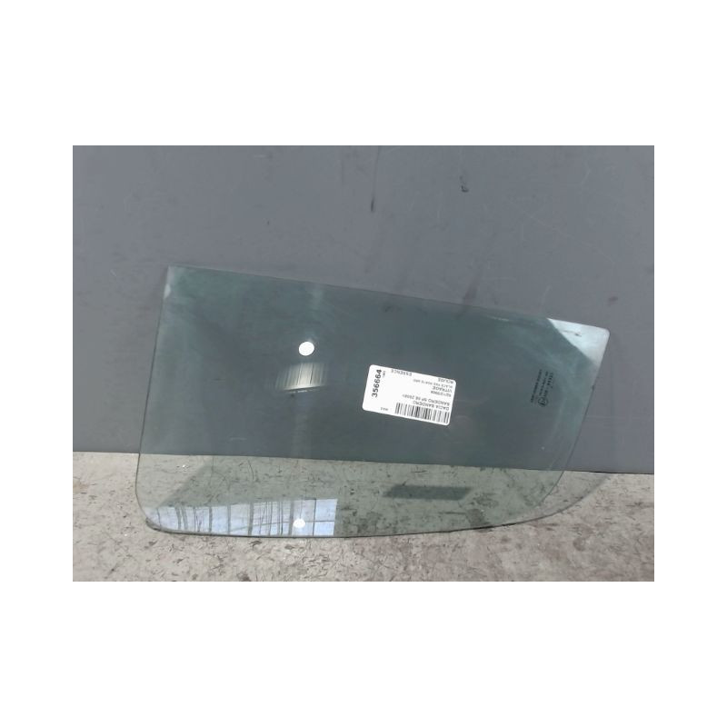 GLACE FIXE PORTE ARD DACIA SANDERO 2008-