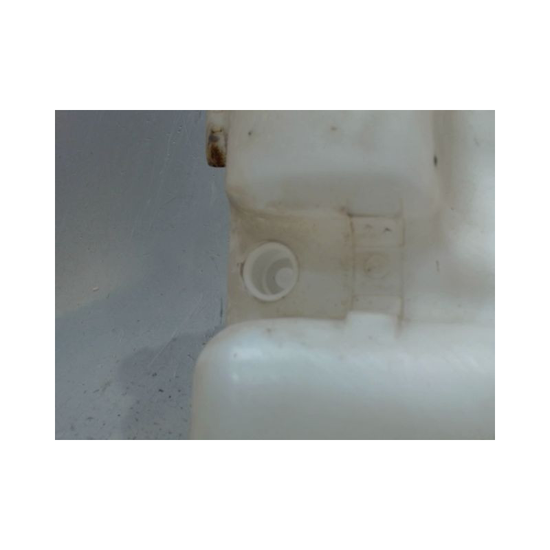 RESERVOIR LAVE-GLACE AVANT RENAULT MEGANE III CPE -08