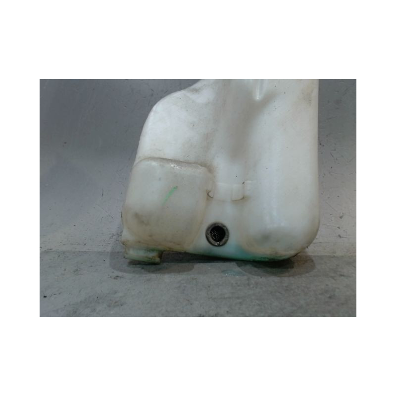 RESERVOIR LAVE-GLACE AVANT RENAULT MEGANE