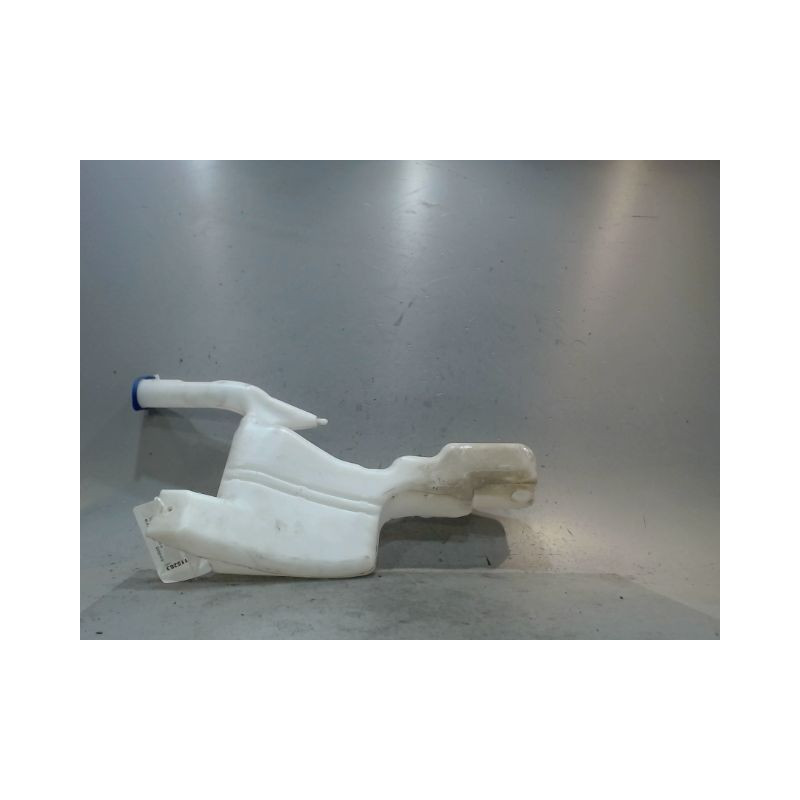 RESERVOIR LAVE-GLACE AVANT FORD FIESTA
