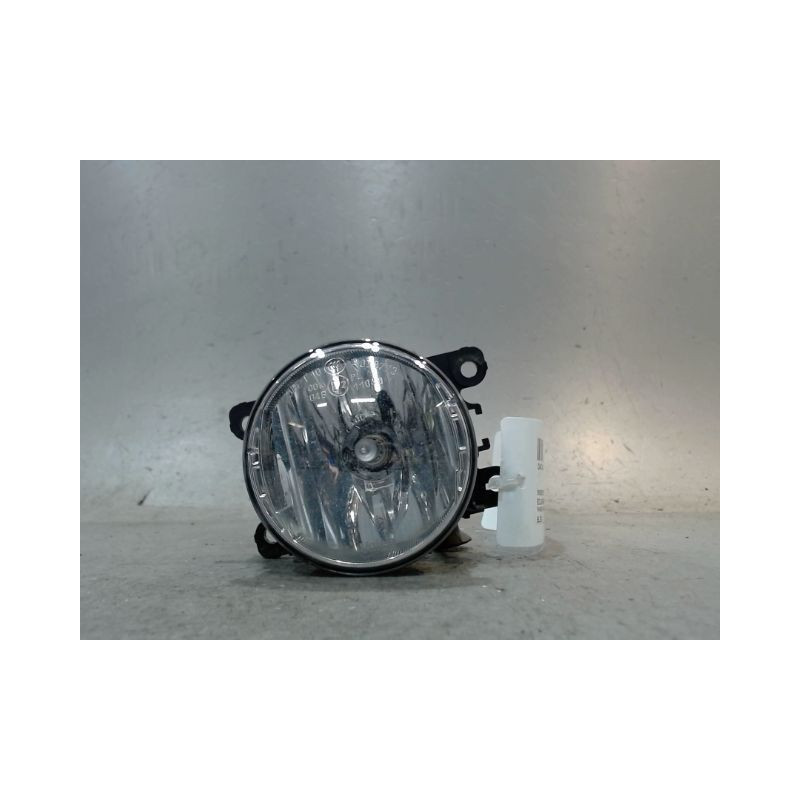 PHARE ANTIBROUILLARD AVANT GAUCHE DACIA SANDERO