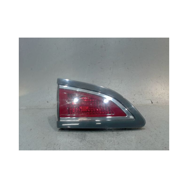 FEU ARRIERE INTERIEUR GAUCHE RENAULT MEGANE