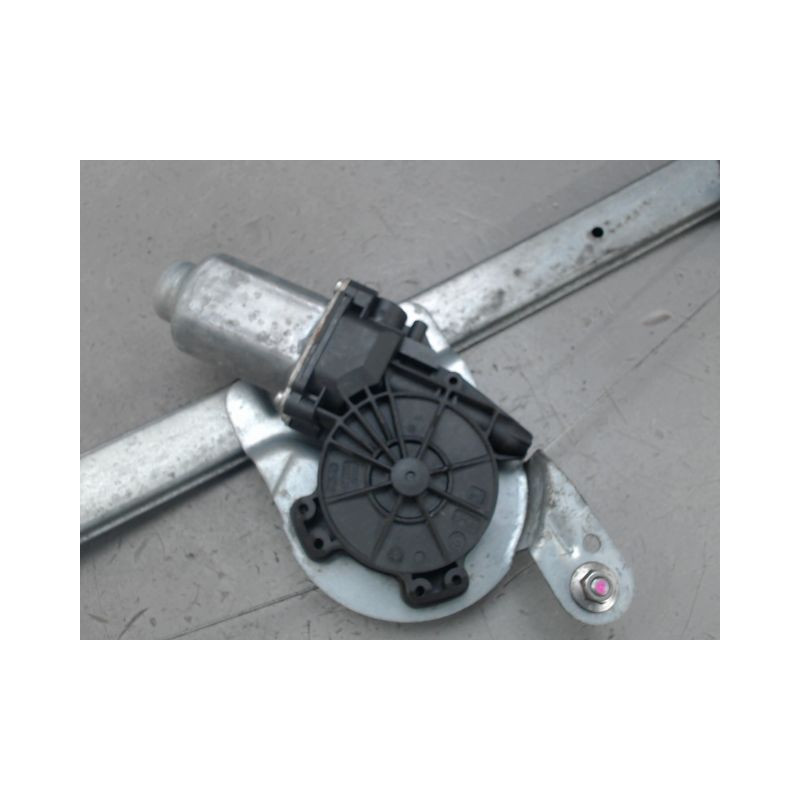 MECANISME LEVE-GLACE AVANT DROIT DACIA LOGAN