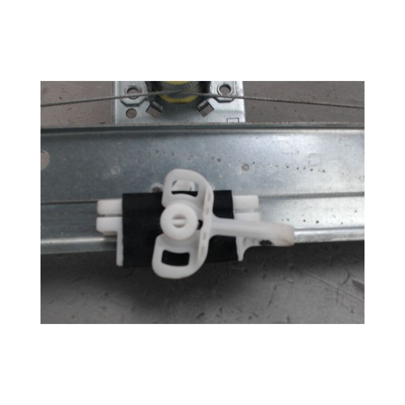 MECANISME LEVE-GLACE ARRIERE DROIT OPEL CORSA