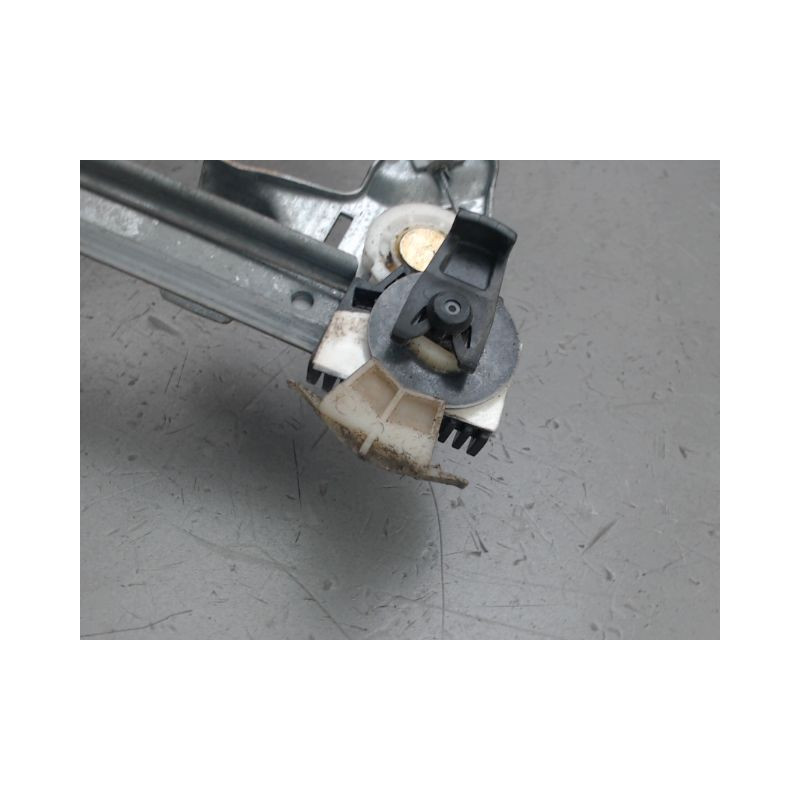MECANISME LEVE-GLACE AVANT DROIT RENAULT VEL SATIS