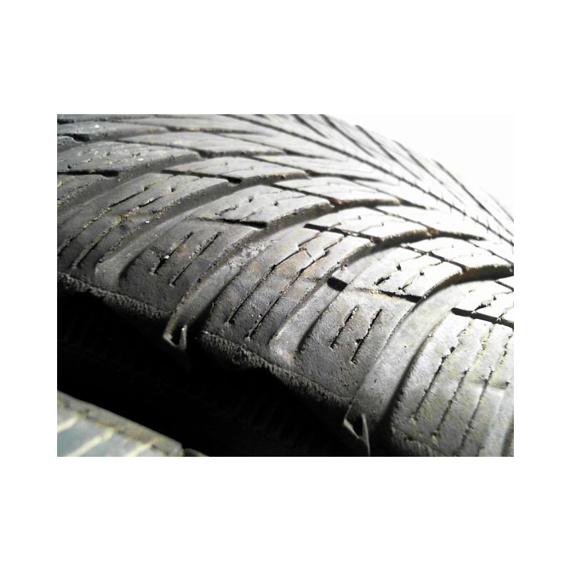 Paire de pneus MICHELIN PILOT ALPIN 5 245 45 17 99 H