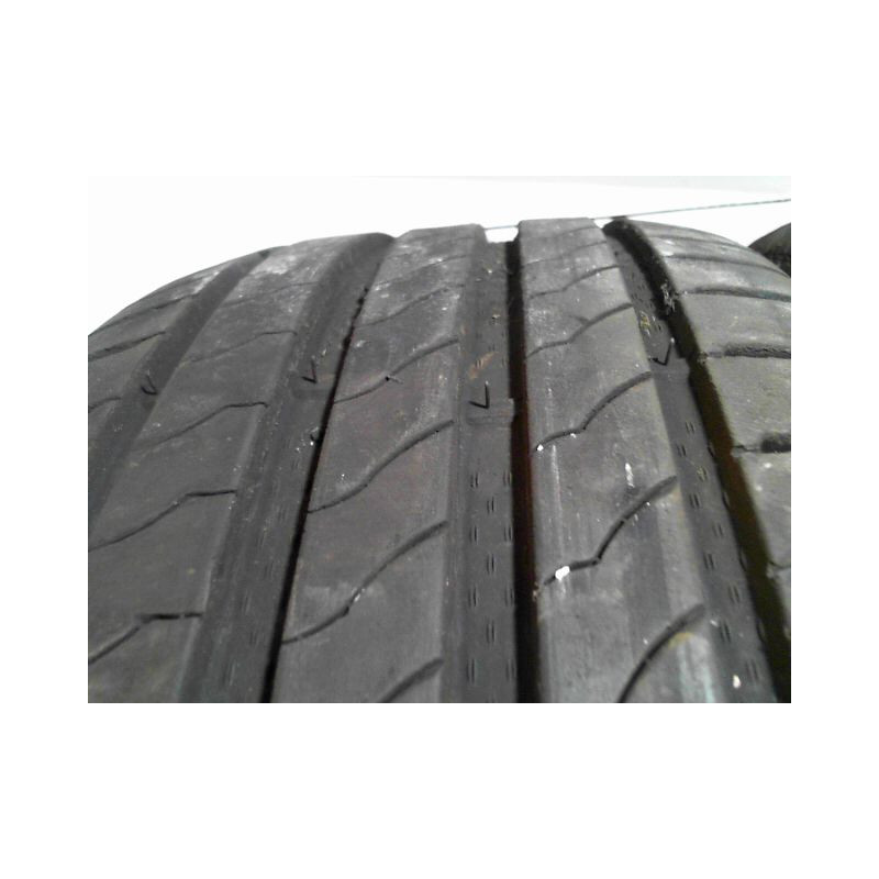 Paire de pneus ROADHOG RGHP02 225 50 17 98 Y