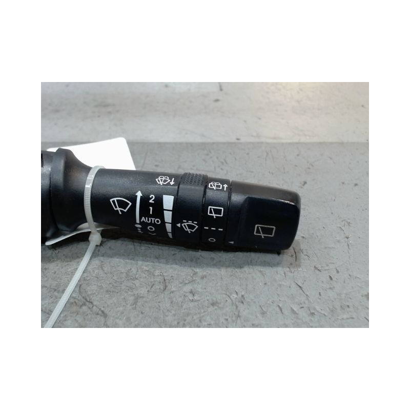COMMANDE ESSUIE GLACE KIA SORENTO