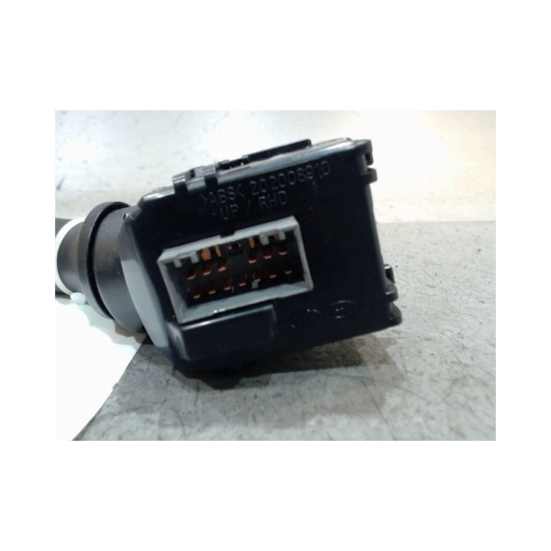 COMMANDE ESSUIE GLACE KIA SORENTO
