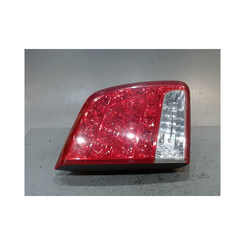 FEU ARRIERE INTERIEUR GAUCHE KIA SORENTO