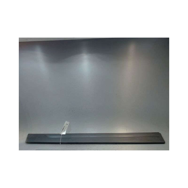 PROTECTION PORTE AVANT GAUCHE KIA SORENTO