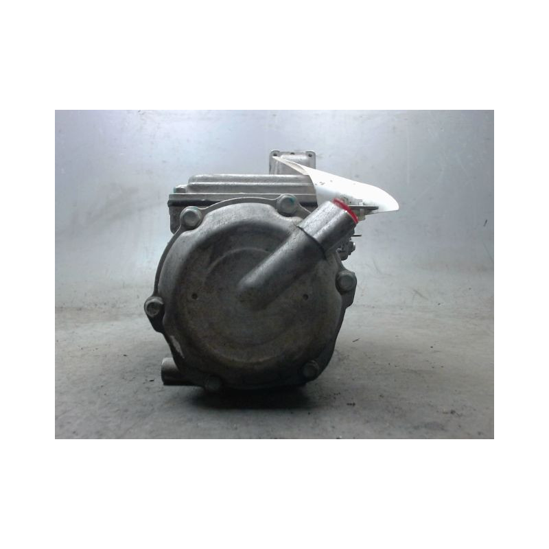 COMPRESSEUR AIR CONDITIONNE DACIA SPRING